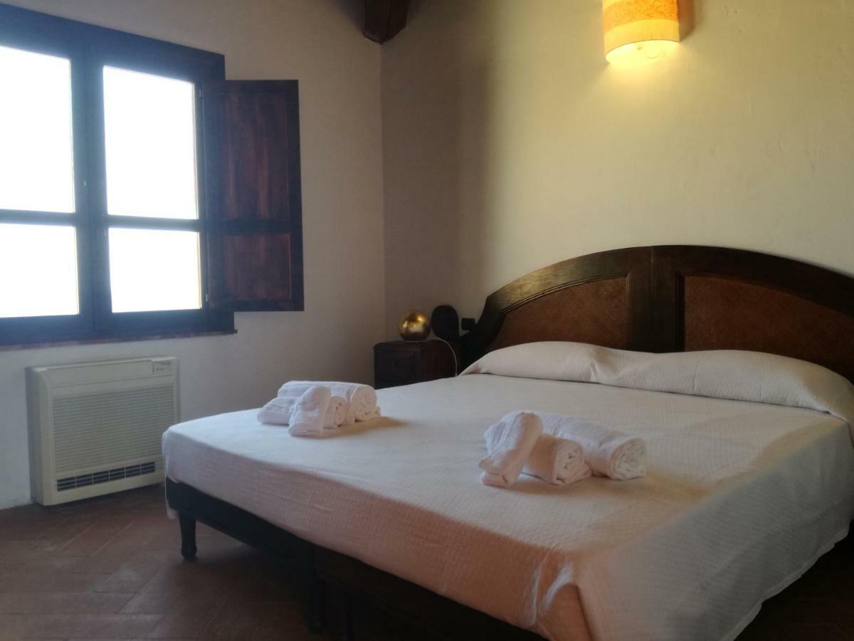 Hotel Punta Moros Tertenìa 外观 照片